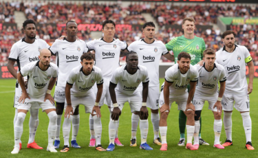 Beşiktaş 2 golle turu geçti!