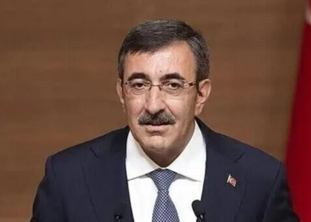 Cevdet Yılmaz Yeni OVP'yi Açıkladı: İşte 3 Yıllık Ekonomi Yol Haritası!