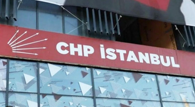 CHP İSTANBUL’DA YENİ İLÇE BAŞKANLARI GÖREVE BAŞLADI! 