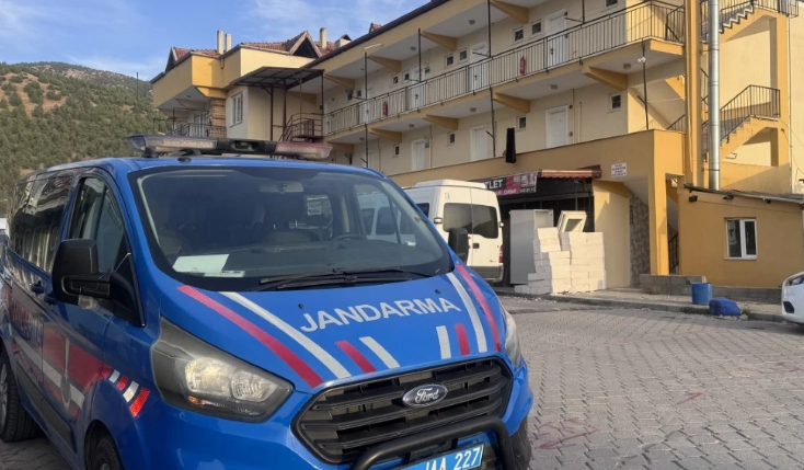 Denizli'de Pansiyonda Gizemli Ölüm: Yaşlı Çift Banyoda Ölü Bulundu!