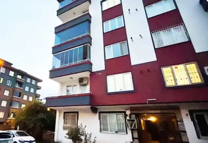 Gaziantep'te Gizemli Olay: Aynı Aileden 3 Kişi Pencereden Düştü