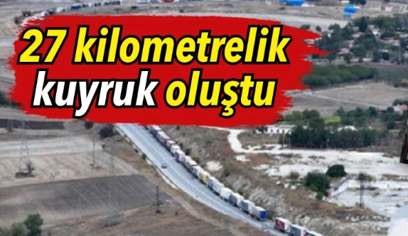 Hamzabeyli'de 27 Kilometrelik Tır Kuyruğu: Sürücüler Çözüm Bekliyor