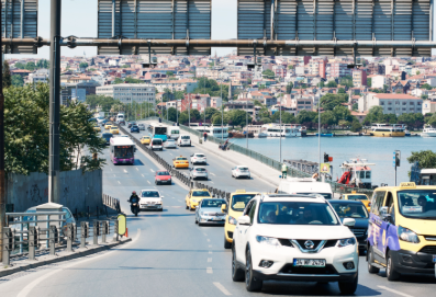 İstanbul' Yenikapı'da gerçekleştirilecek programlar kapsamında bazı yollar trafiğe kapalı olacak