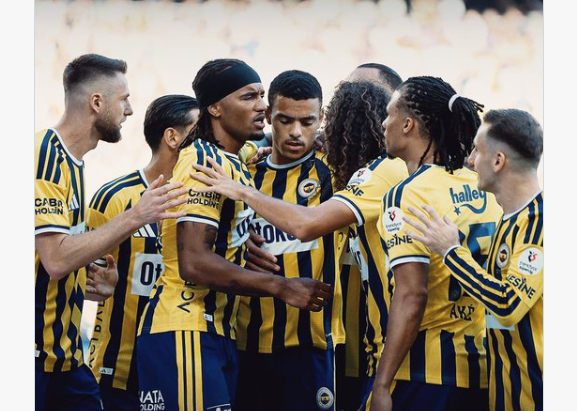 Kadıköy'de Tarihi Gece: Fenerbahçe Eyüpspor’u 8-0 Mağlup Etti!