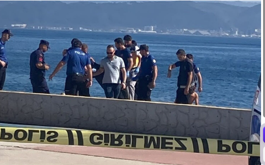 Kocaeli'de Kahreden Veda: Denizde Can Veren 3 Kardeş Son Yolculuğuna Uğurlandı!