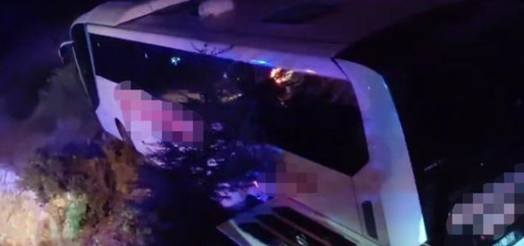 Manisa'da Otobüs Kazası: Yolcu Otobüsü Yoldan Çıktı, 18 Yaralı!