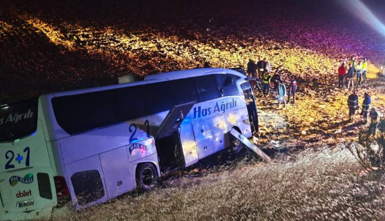 Merzifon'da Feci Otobüs Kazası: 2'si Ağır 24 Yaralı