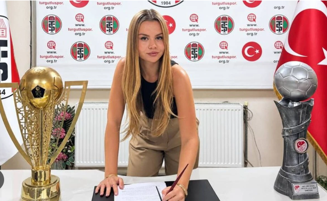 Turgutluspor'da Bir İlk! Tarihi Görevi 22 Yaşındaki Zeynep Mestan Üstlendi