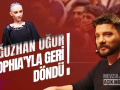 Oğuzhan Uğur ve Robot Sophia arasındaki diyalog sosyal medyada gündem oldu