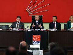 KILIÇDAROĞLU; CHP İSTANBUL İL BAŞKANI ÇELİK, İL YÖNETİMİ VE İLÇE BAŞKANLARINI KABUL ETTİ