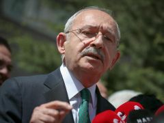 KILIÇDAROĞLU: “MİLLETİN OYUYLA SEÇİLMİŞ MİLLETVEKİLİNİ CEZAEVİNDE TUTMAK İÇİN ‘YARGI KRİZİ’ ÇIKARANLAR, KATİLLERİ SERBEST BIRAKIYOR