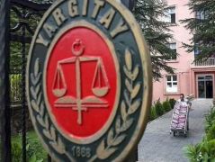 Yargıtay üyelerinden Erdoğan’ın eski danışmanına suç duyurusu