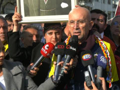 CHP ANKARA, SÜPER KUPA KARŞILAŞMASI ÖNCESİNDE YAŞANANLARI PROTESTO ETMEK İÇİN ANITKABİR’E YÜRÜDÜ…