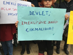 ÖZEL BANKA EMEKLİLERİ, MAAŞ AYRIMINA TEPKİLİ