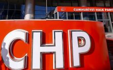 CHP’nin 81 il başkanı, ‘Bizi kimse teslim alamadı, alamayacak, hele Saray asla teslim alamaz’