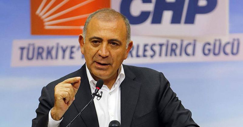 CHP, İstanbul’da yedi ilçe başkanını görevden alındı