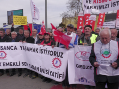 “HÜKUMET EMEKLİLERİ DİLENCİ GİBİ GÖRMEKTEN DERHAL VAZGEÇMELİDİR”