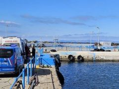 Çanakkale’de göçmenleri taşıyan lastik bot battı