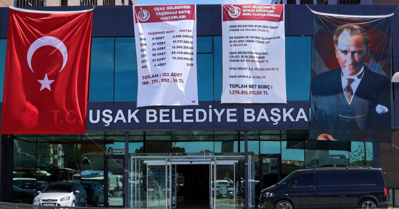 AKP’den CHP’ye geçen Uşak Belediyesi’ne 1,3 milyar borç kalmış
