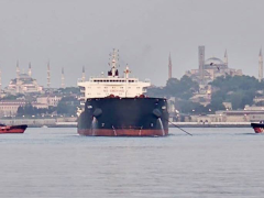 Boğaz gemi trafiği çift yönlü durduruldu