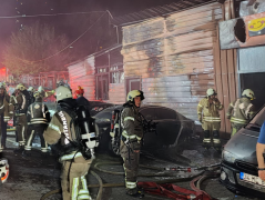 Esenyurt’ta 8 araç ve iş yeri kundaklandı