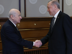 Testi artık kırıldı, çatlak onarılamaz