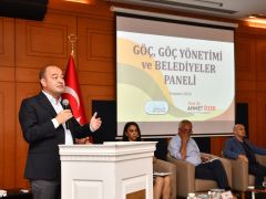 Göç konusu Esenyurt’ta masaya yatırıldı…