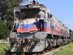 Çankırı’da tren kamyona çarptı