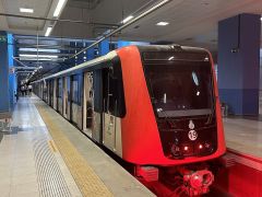 İstanbul’da bir metro istasyonu daha hizmete başladı