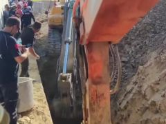 İstanbul’da Göçük altında kalan iki işçi yaşamını yitirdi.