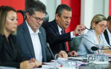 Özgür Özel,Biz halk siyaseti yapıyoruz.