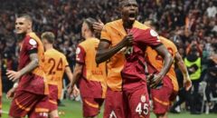 Galatasaray sahasında Beşiktaş’ı 2-1 mağlup etti