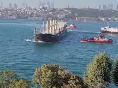 İstanbul Boğazı’nda Üsküdar açıklarında iki gemi çarpıştı