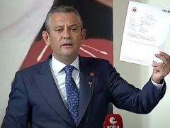 Özgür Özel’den iddialara ‘sicil kaydı’yla yanıt!