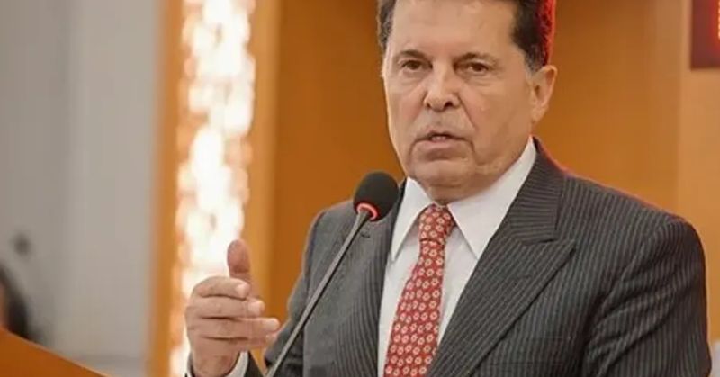 Esenyurt Belediye Başkanı Özer’, ‘İmralı’ya gitmemek sürece destek vermemek anlamına gelmiyor’