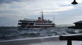 İstanbul’da vapur seferlerine hava muhalefeti…