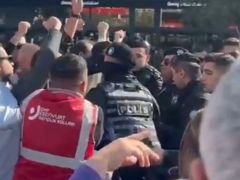 Esenyurt’ta CHP’nin ‘kayyum’ protestosuna biber gazıyla müdahale