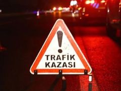 Trabzon’da minibüs dereye yuvarlandı…