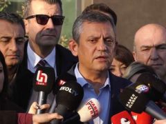 Özgür Özel’den : Hukuk tanımayanlarla müzakere edilmez