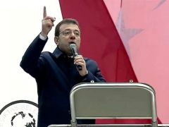 Ekrem İmamoğlu Beşiktaş Belediyesi önünde konuştu