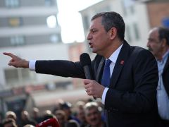 Özgür Özel “EMEKLİLER İÇİN GEÇİM HAKTIR, BİR ASGARİ ÜCRET ŞARTTIR”