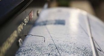 Antalya’da 4.9 büyüklüğünde deprem!