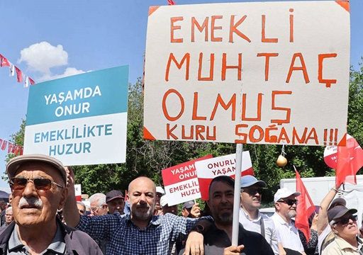Emekliler, ‘Bütçe görüşmelerine taraf edilmeyen bizler Tandoğan’dan haykıracağız’