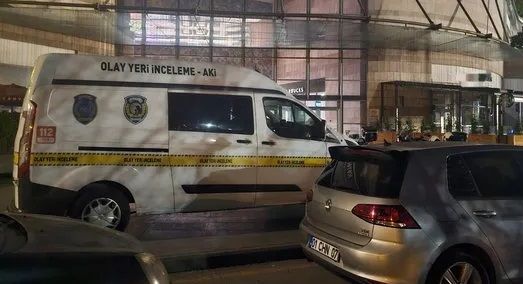 Adana’da 3 gün boyunca AVM havalandırmasında saklanan hırsız…