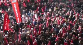 CHP’liler genel merkez önünde toplandı!