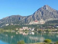 Eğirdir Gölü, su seviyesi hızla düşen ve biyolojik kirlilik nedeniyle alarm veriyor!
