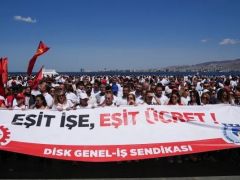 İzmir büyükşehir belediyesi ile DİSK’in anlaşmasıyla grev sona erdi