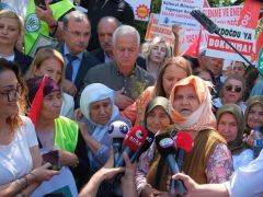 Zeytinlikler tehlikede, köylüler Meclis’te,”ZEYTİN UZANAN ELLER KIRILSIN”