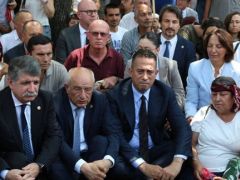 CHP’den TBMM önünde zeytinlik yasasına itiraz…