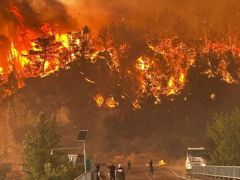 Karabük-Ankara Karayolu,yangın nedeniyle iki yönlü olarak trafiğe kapatıldı